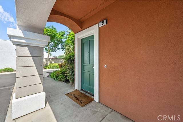 San Bernardino, CA 92410,124 E 3rd ST
