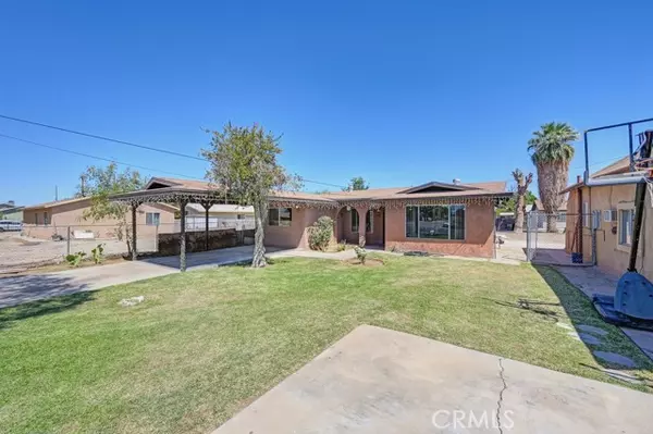 Brawley, CA 92227,1107 B. ST