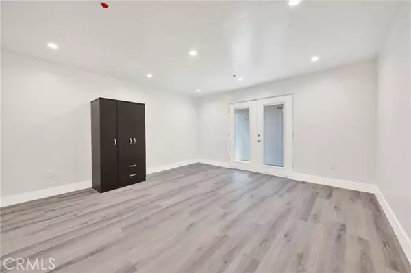 Sylmar, CA 91342,12611 Amboy AVE