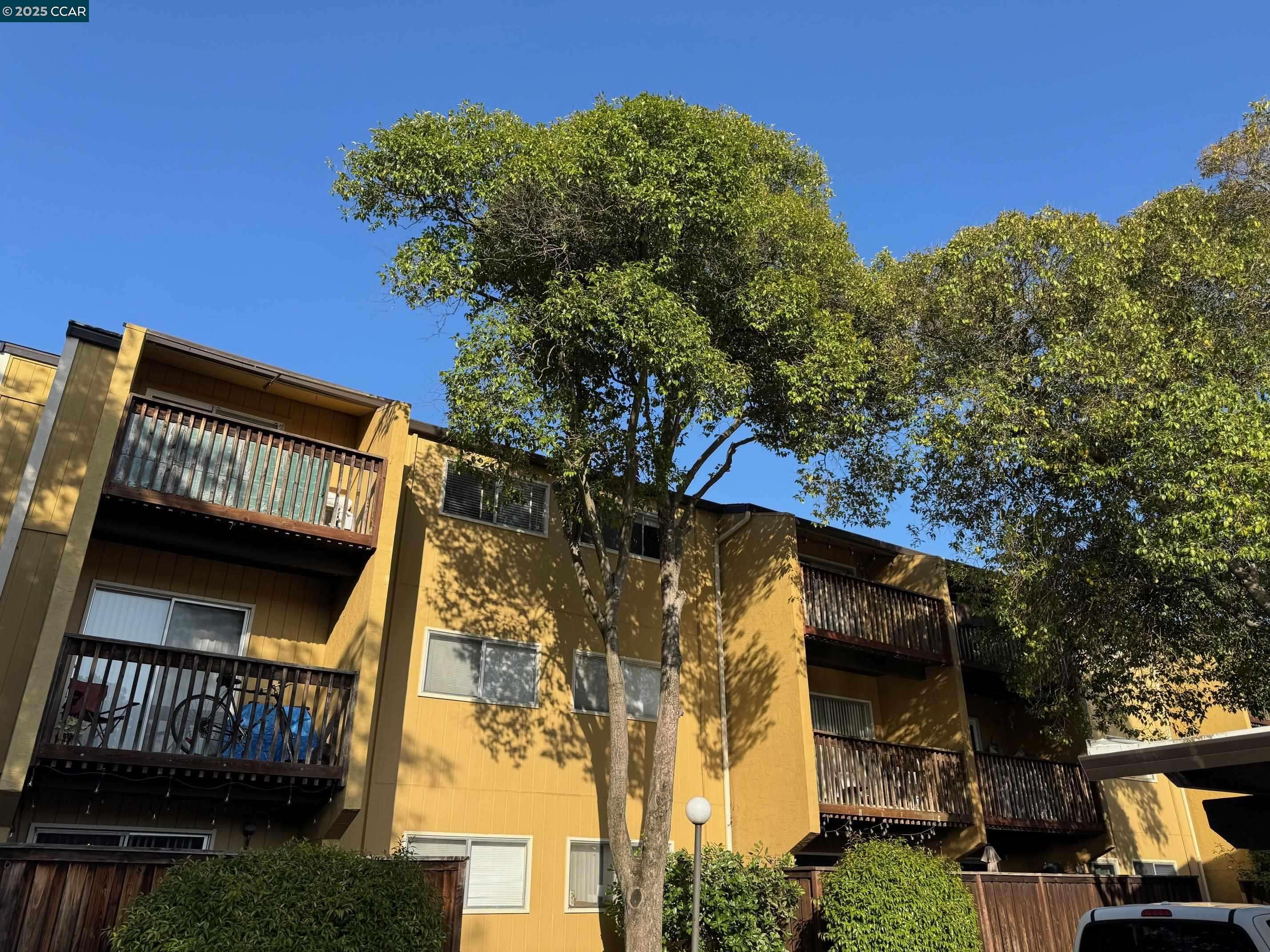 1060 Oak Grove Rd 25, Concord, CA 94518