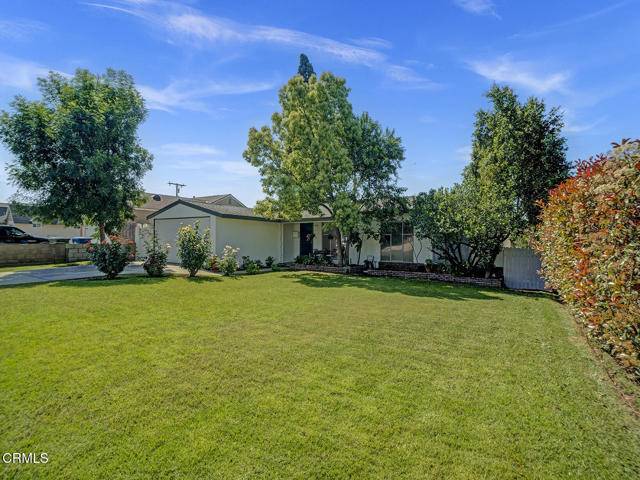 Covina, CA 91724,966 E Edgecomb ST