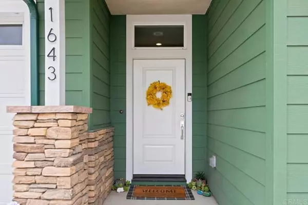 Escondido, CA 92026,1643 Raecorte PL