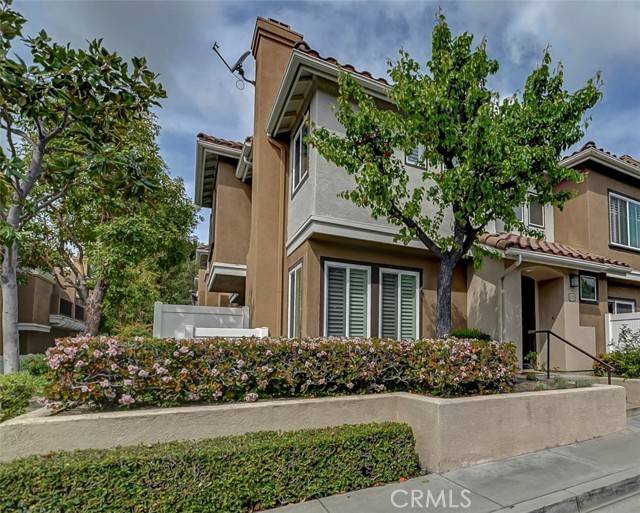 172 Valley VW, Mission Viejo, CA 92692