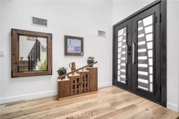 Calabasas, CA 91302,26011 Redbluff DR