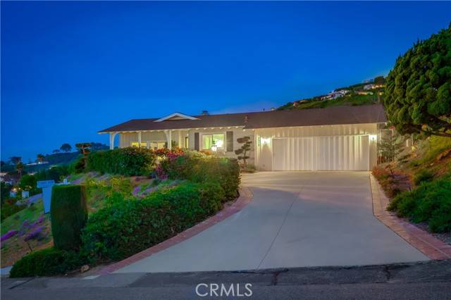 Rancho Palos Verdes, CA 90275,2978 Crownview DR