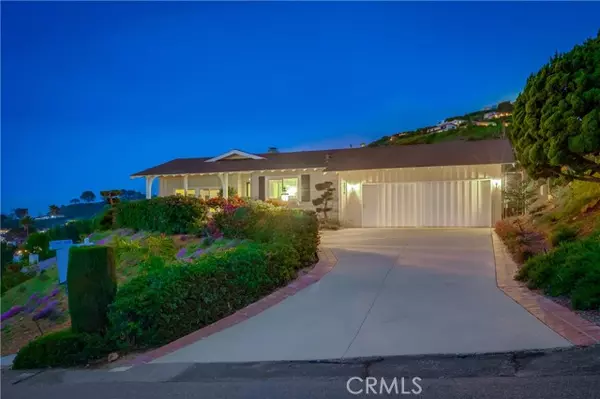 Rancho Palos Verdes, CA 90275,2978 Crownview DR
