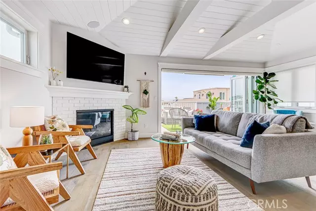 704 Loma, Hermosa Beach, CA 90254
