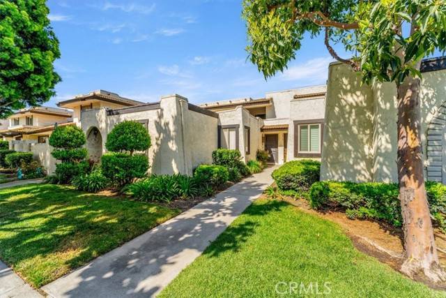 9880 Del Rio WAY 88, Cypress, CA 90630