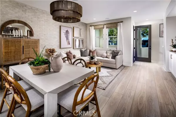 Santa Fe Springs, CA 90670,11733 Florence AVE