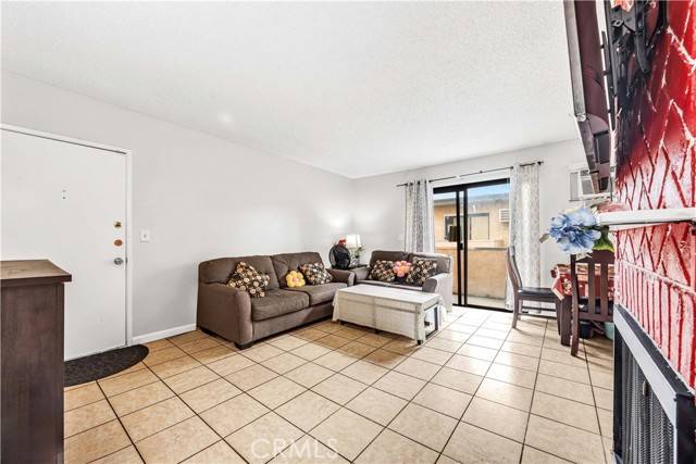 Panorama City, CA 91402,9054 Willis AVE 21