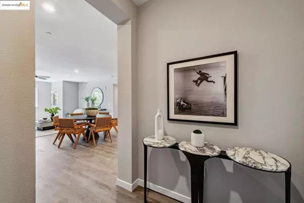 Oakland, CA 94607,2400 Adeline ST 202