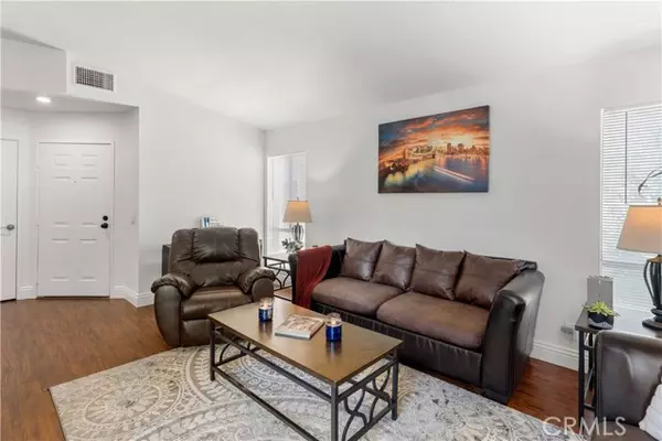 Yorba Linda, CA 92887,5460 Copper Canyon Rd 4H
