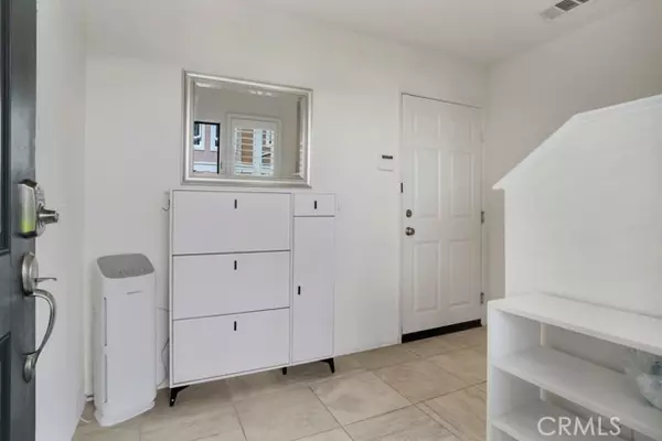 Van Nuys, CA 91405,14703 Sherman WAY