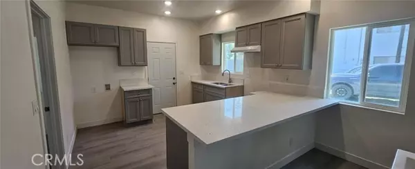 Loma Linda, CA 92354,10595 Ohio ST