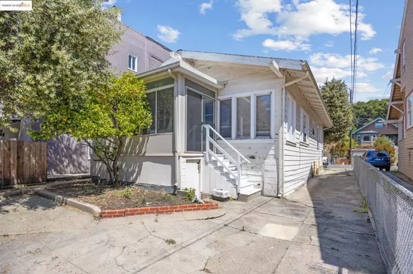 Oakland, CA 94611,271-273 38Th St