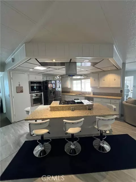 Anaheim, CA 92801,1919 W Coronet AVE 143