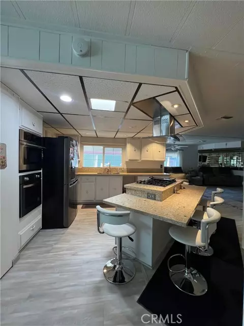 Anaheim, CA 92801,1919 W Coronet AVE 143