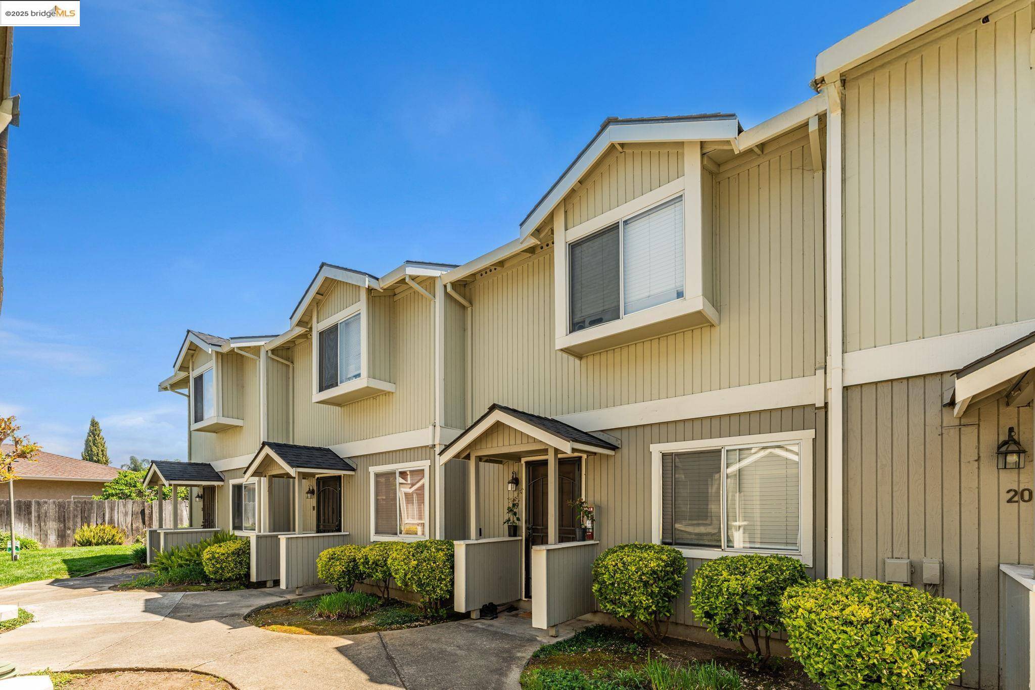 Hayward, CA 94541,21564 Meekland ave 19