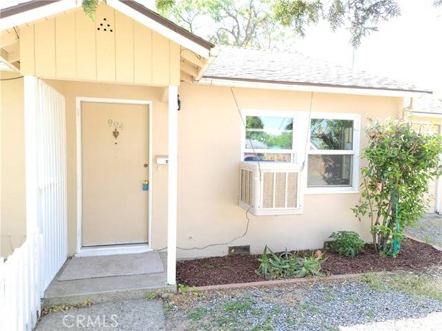 Corning, CA 96021,904 Toomes AVE