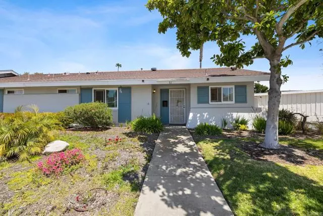 3685 Vista Campana 61, Oceanside, CA 92057