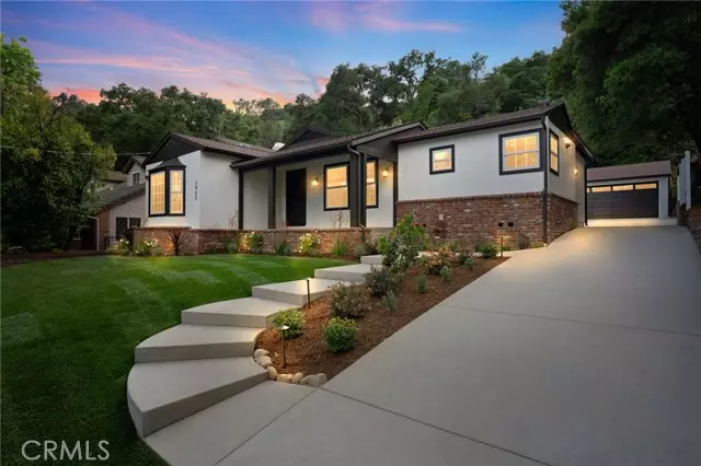 2955 Hermosita DR, Glendale, CA 91208