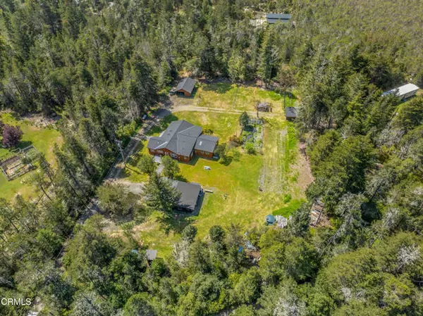 Mendocino, CA 95460,41912 Powers RD