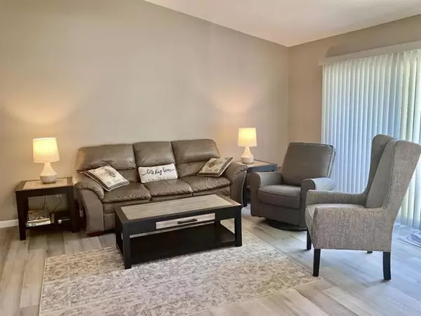 Escondido, CA 92026,219 Crestview