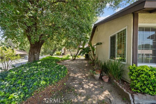 Newhall, CA 91321,19504 Avenue Of The Oaks C