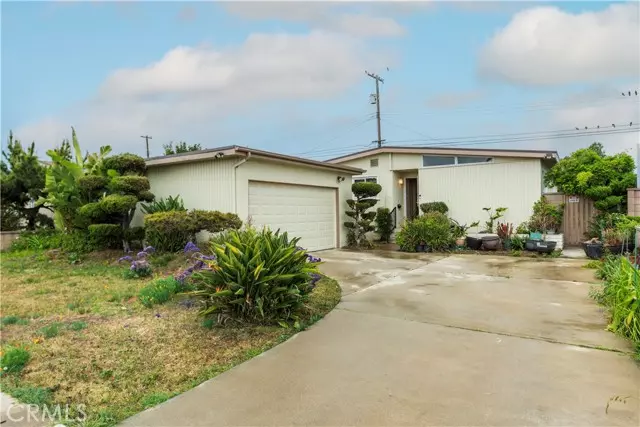 16928 S Raymond PL, Gardena, CA 90247