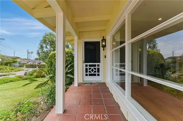 Redondo Beach, CA 90277,544 Calle Mayor