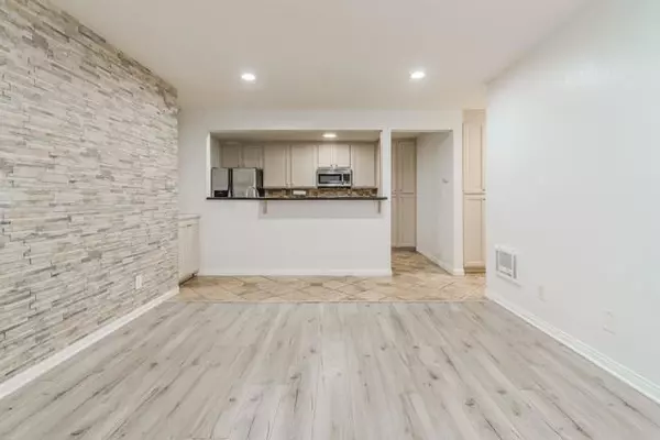 Spring Valley, CA 91977,9860 Dale AVE D10