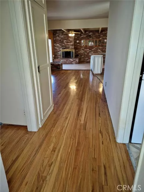 Hawthorne, CA 90250,3944 W 149th ST