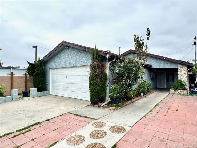 7039 Denver AVE, Los Angeles, CA 90044
