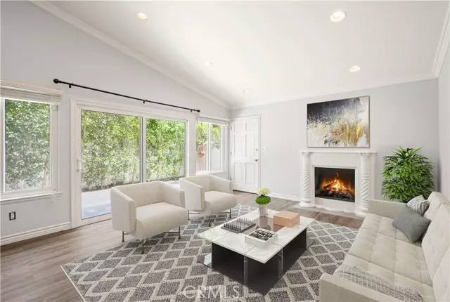 22236 Germain ST 1, Chatsworth, CA 91311