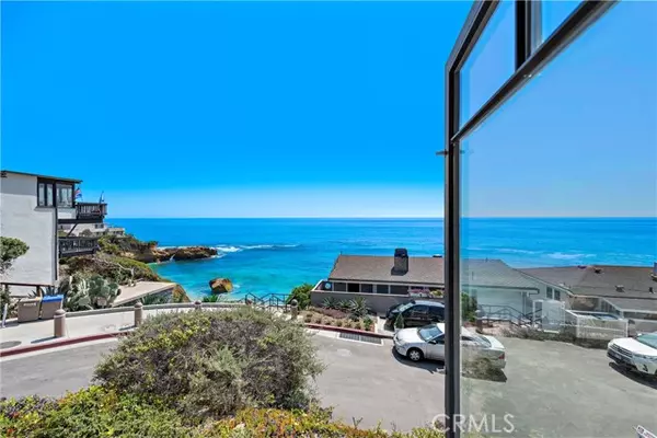 Laguna Beach, CA 92651,154 Pearl ST