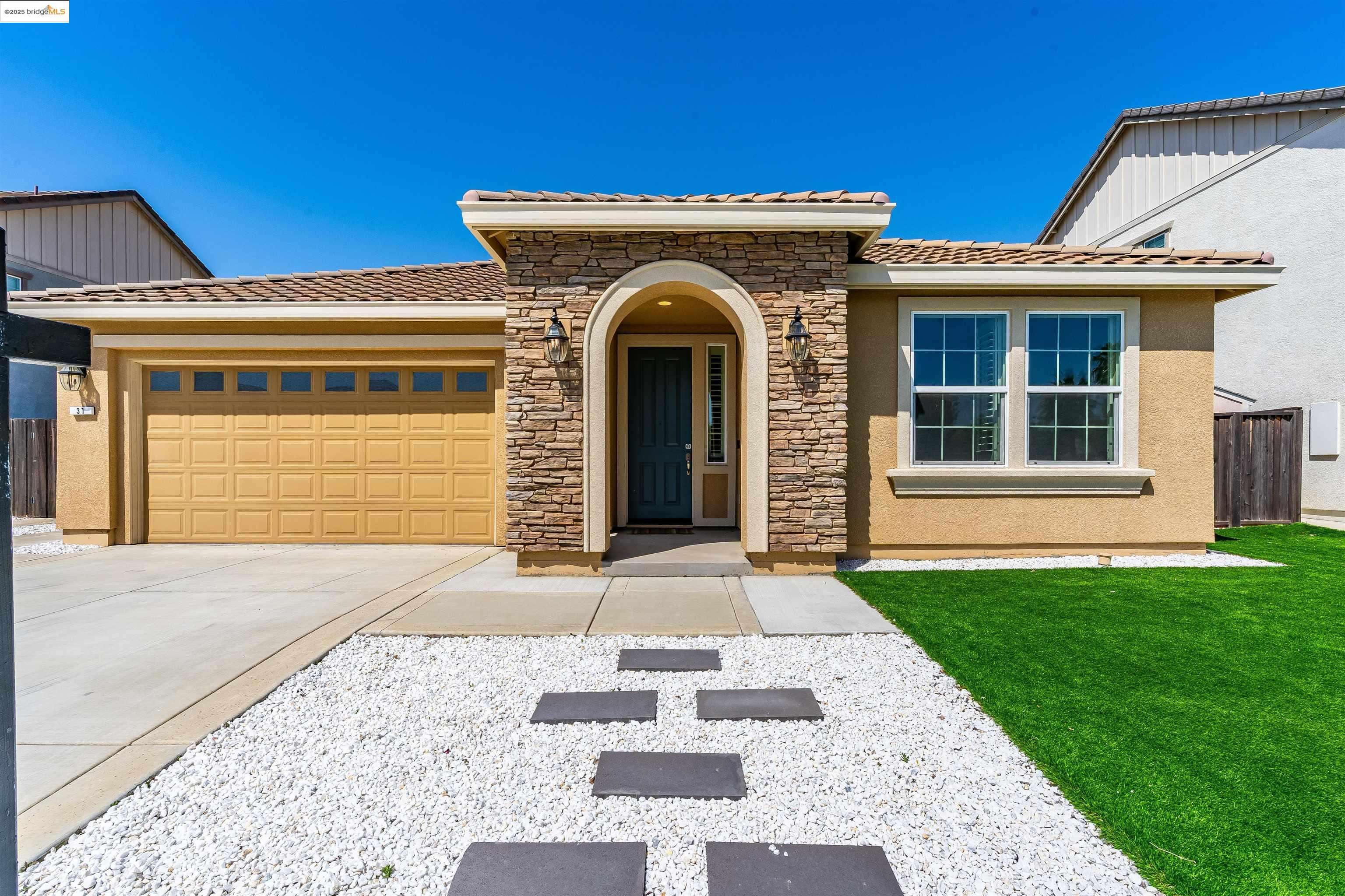 31 Rustic Ct, Oakley, CA 94561