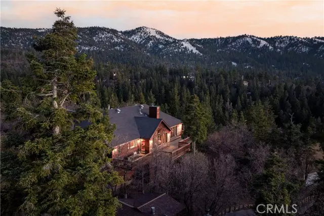 Big Bear Lake, CA 92315,43674 Yosemite DR