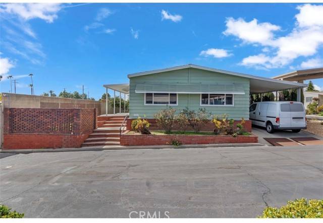 La Mirada, CA 90638,12921 Lake forest 35