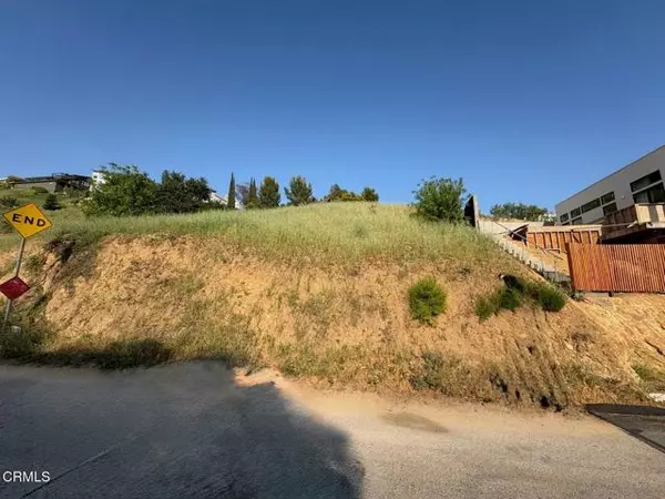 Los Angeles, CA 90042,1932 Phillips WAY