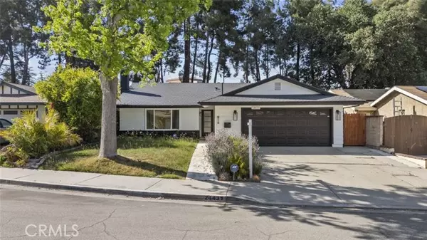 24431 La Glorita CIR, Newhall, CA 91321