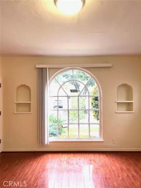 Glendale, CA 91205,704 Granada ST