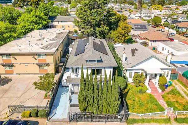 Oakland, CA 94110-6117,2510 E 21st ST