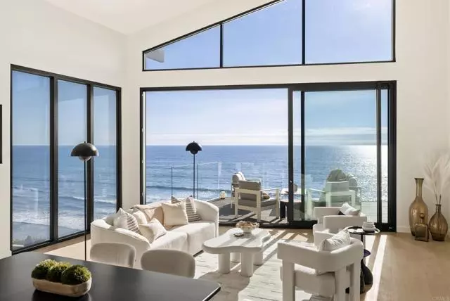Encinitas, CA 92024,1006 Neptune