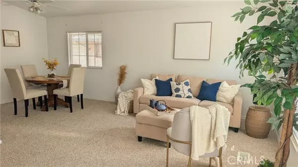 Santa Fe Springs, CA 90670,12147 Lakeland Rd 9