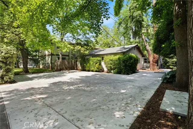 1001 Salem ST, Chico, CA 95928
