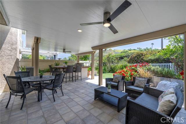 6060 East Summit CT, Anaheim Hills, CA 92807