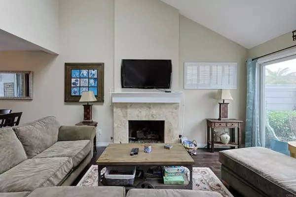 Coronado, CA 92118,1415 1st ST
