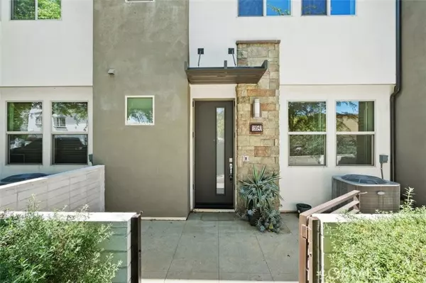 Northridge, CA 91324,19541 Cardigan DR