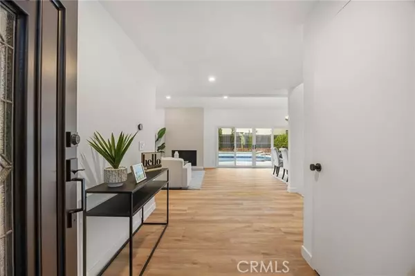 Yorba Linda, CA 92886,4592 Paloma LN