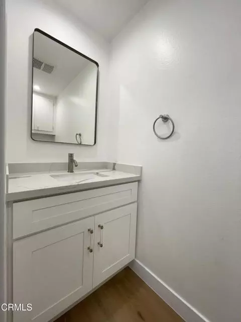 Port Hueneme, CA 93041,208 E Surfside DR
